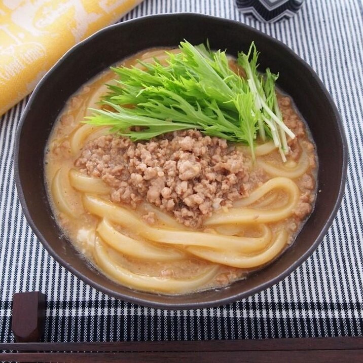 そぼろ釜玉煮うどん